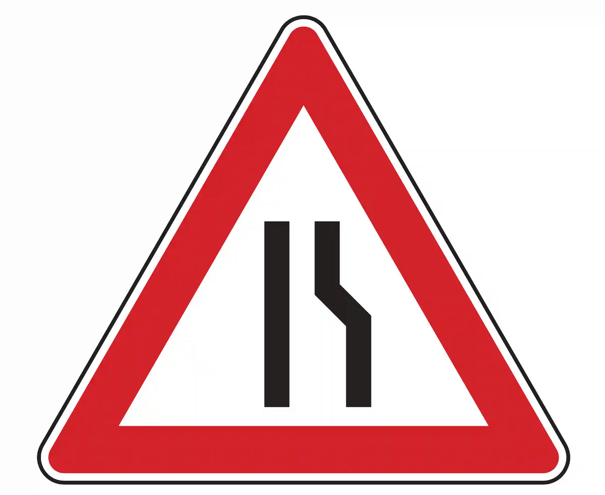 Warnschild 121-10: rotes Dreieck, links senkrechte Linie, rechts schräg einwärts laufende Linie; kündigt kurzfristige Fahrbahn­verengung von rechts ohne Leit­einrichtungen an.